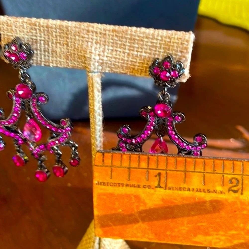 Vintage Joan Rivers Chandelier earrings - Picture 7 of 11